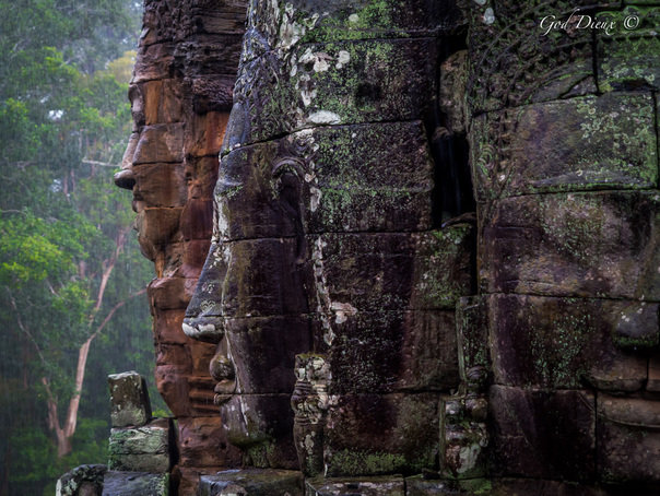 Angkor Wat ~ Bayon ~ God Dieux Photography